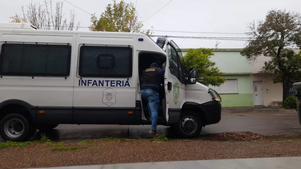 Diez allanamientos y varios detenidos por venta de drogas en Bolívar