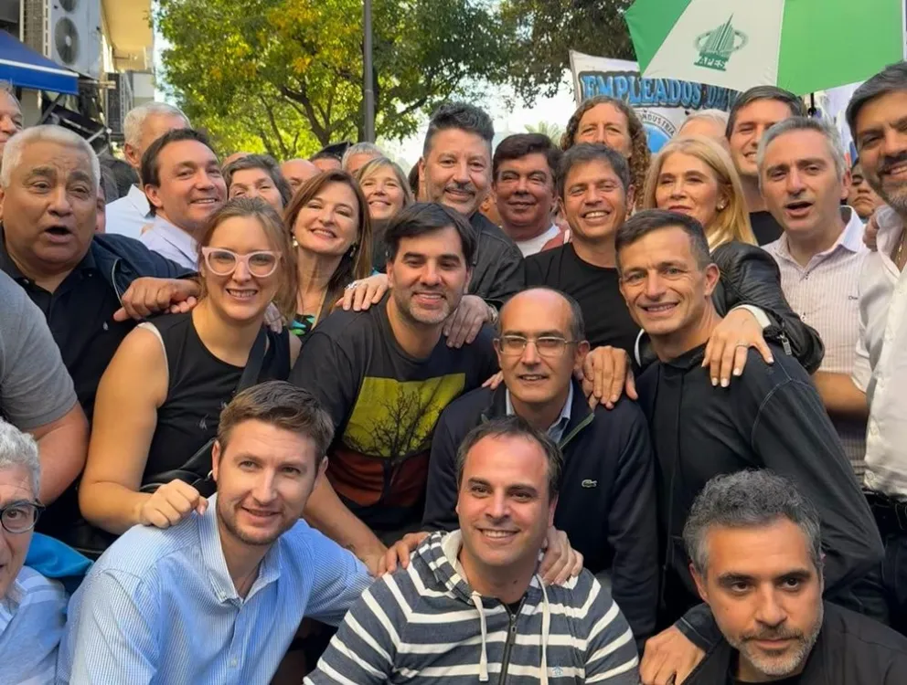 Marcos Pisano y 'Bali' Bucca participaron junto a Kicillof de la marcha universitaria