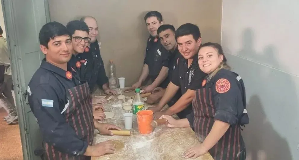 Nueva jornada de tortas fritas de Bomberos Voluntarios: cómo encargarlas y cuánto salen