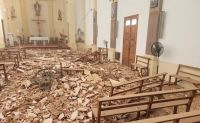 De milagro no fue una tragedia: se derrumbó el techo de una iglesia después de una misa