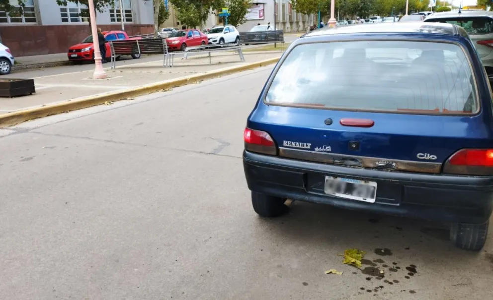 Una motocicleta y un auto protagonizaron una colisión en avenida San Martín