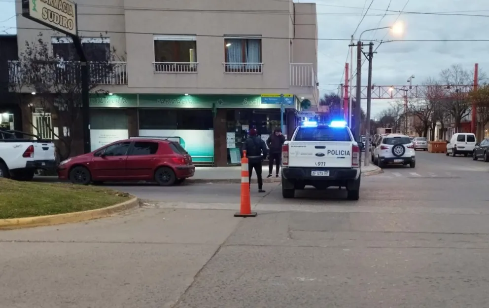 Colisión en avenida Brown y Boer: una mujer fue derivada al hospital