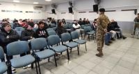 Más de 30 jóvenes bolivarenses participaron de una charla para unirse al Ejército Argentino