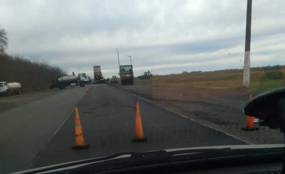 Se realizaron trabajos en el trayecto de la Ruta 65 que une Pirovano y Urdampilleta