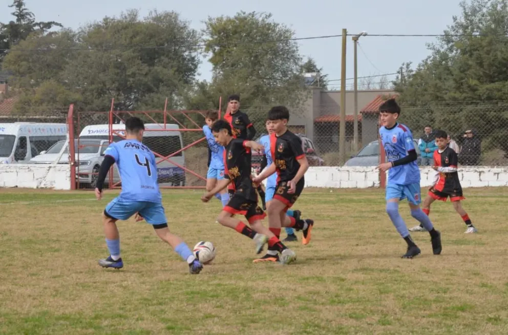 Las Inferiores tienen sus primeros finalistas y el sábado se juega la segunda llave de semifinales