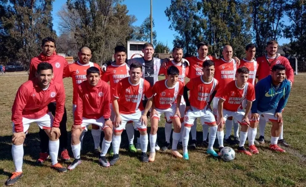 Los punteros se mantienen firmes tras la fecha 10 del Fútbol Rural: cómo quedaron las tablas
