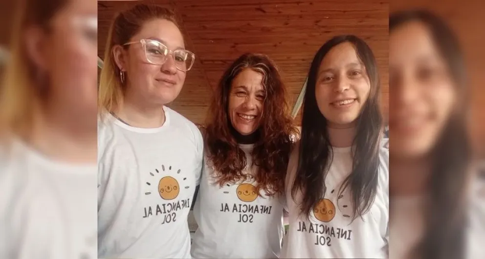 La asociación civil Infancia al Sol festeja el Día de la Niñez y recibe donaciones de juguetes y tortas