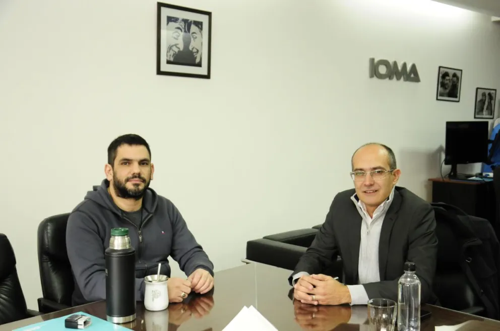 Pisano firmó acuerdo con el jefe de IOMA para sumar más recursos al hospital Capredoni