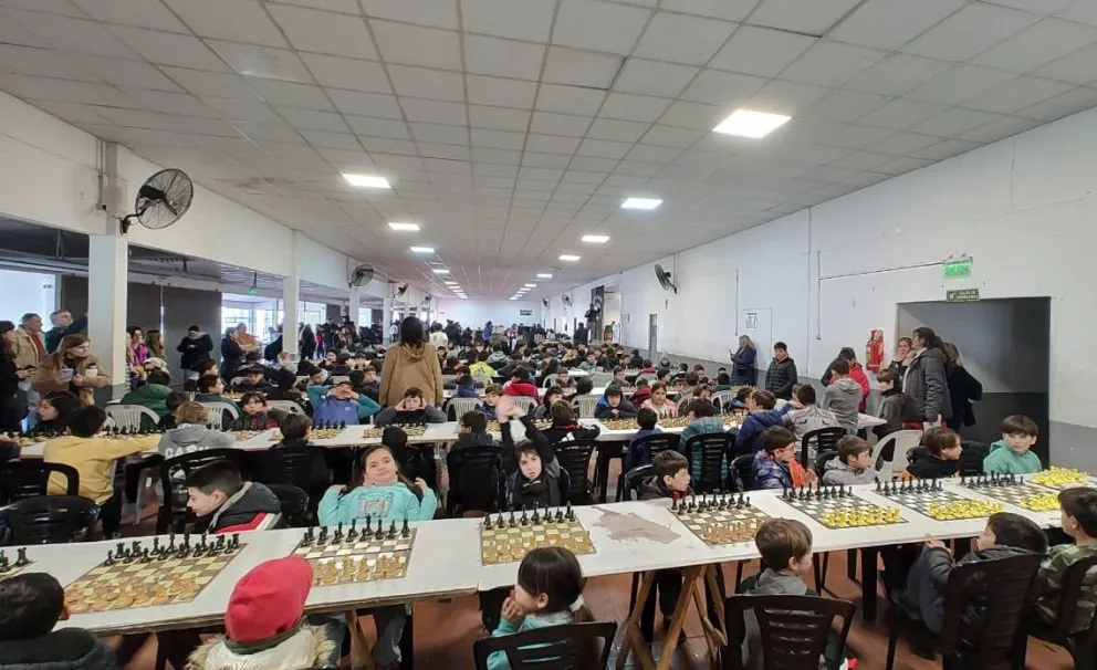 Prix del Centro: podio para los bolivarenses Gino Caverlotti, Lautaro Aranda y Nicolás Luna