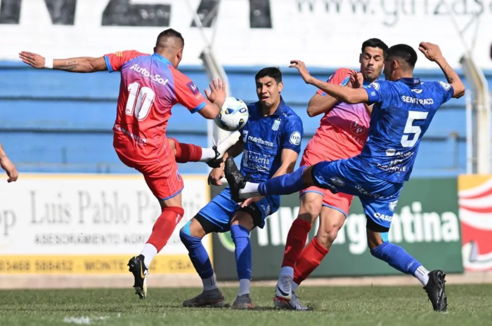 Ciudad empató de visitante y jugará las semifinales por el ascenso ante Sarmiento de La Banda