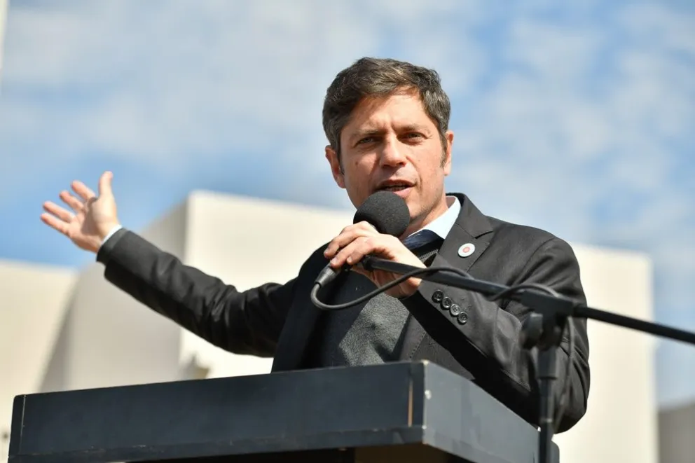 Kicillof: “Se armaron un lindo asadito para festejar que le sacaron 15.000 pesos a cada jubilado”