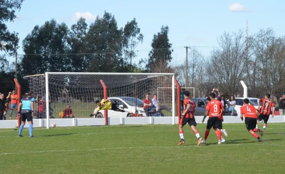 Hubo tres empates y solo triunfó Bancario en el inicio del Torneo Clausura de Primera División