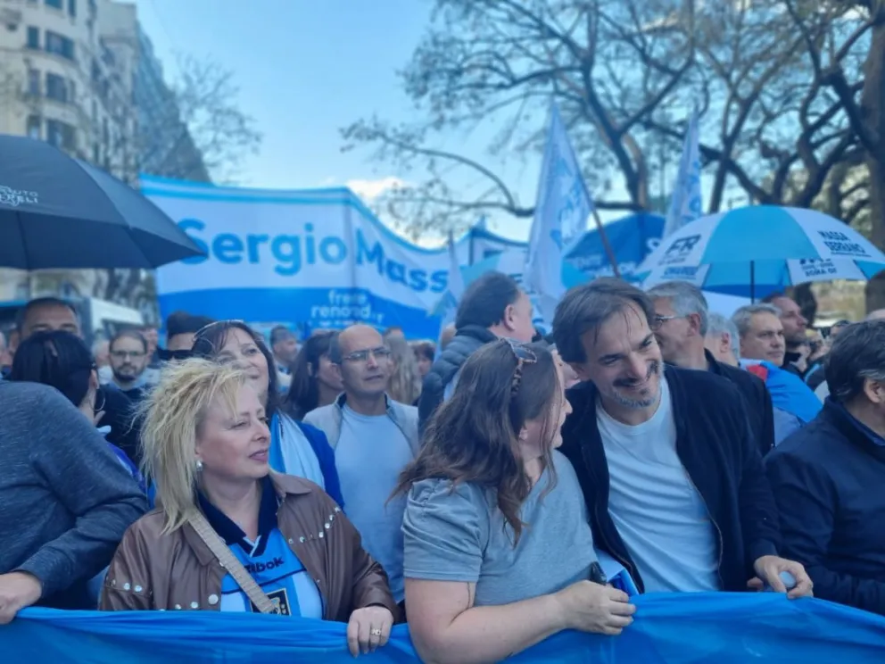 Marcos Pisano presente en la marcha federal: “Defendemos las oportunidades que genera la educación pública”