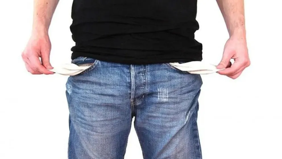 Andando con los bolsillos vacíos