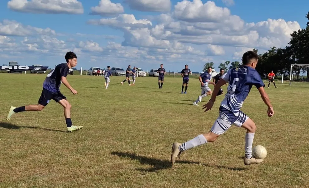 Fútbol Rural: Unzué y La 14 se metieron en la final de la Copa Desafío en Segunda