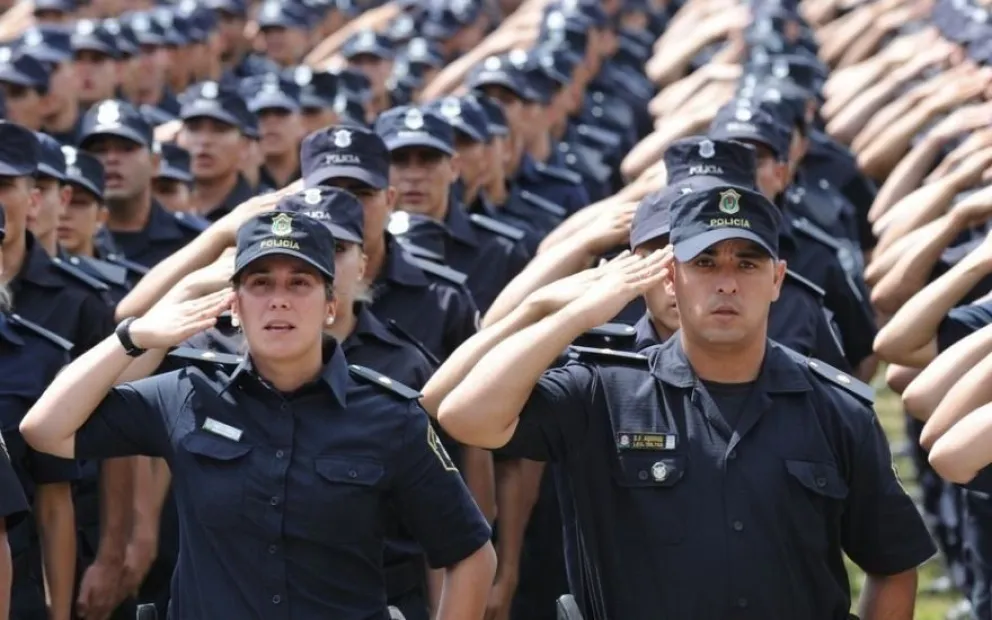 Agentes de la Policía bonaerense percibirán un aumento salarial del 8%