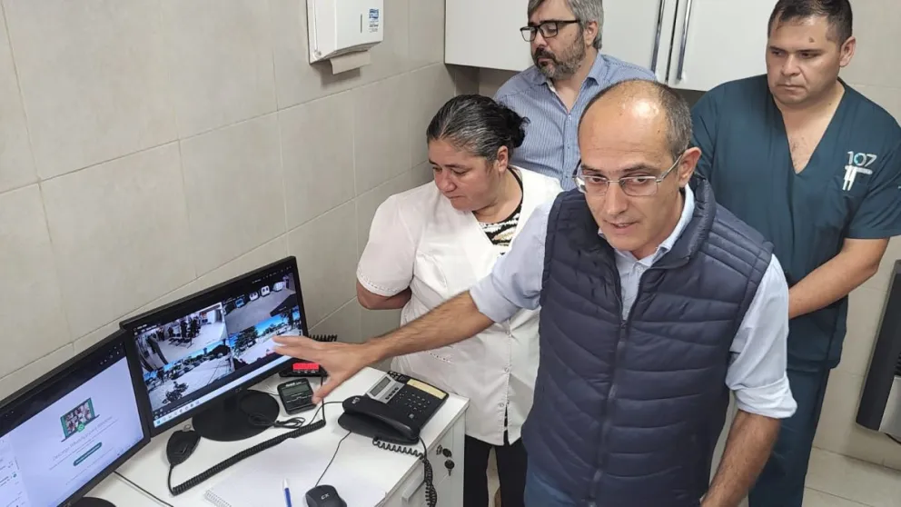 Marcos Pisano relanzó el sistema 107 para emergencias en el hospital Miguel Capredoni