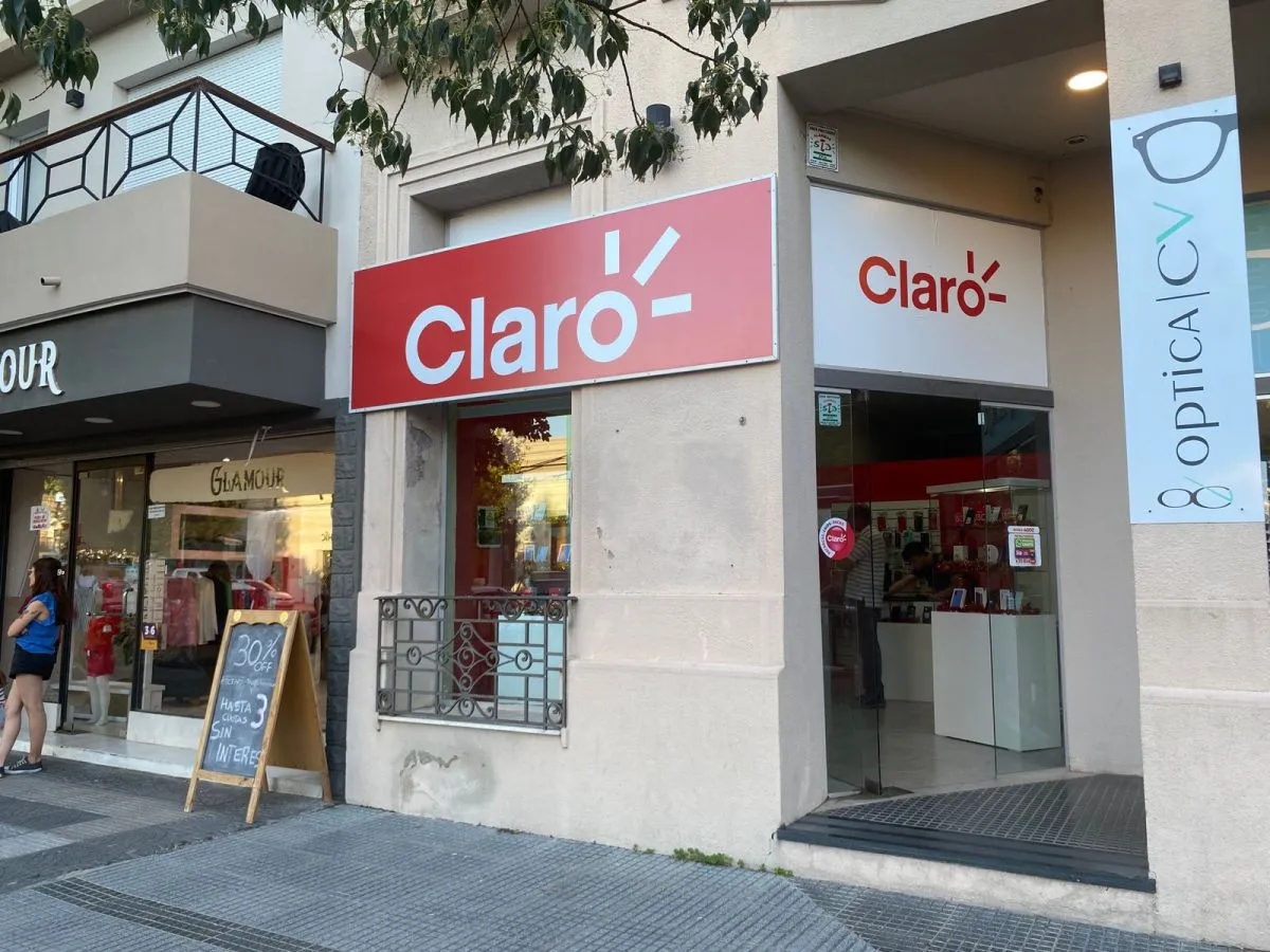 Claro Bol&iacute;var