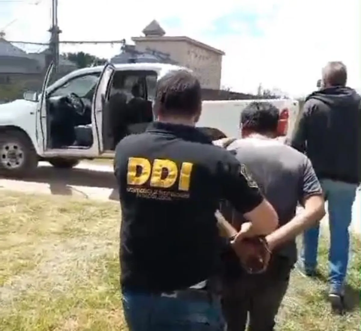 Detuvieron en la vía pública a un hombre acusado de abusar de una niña ...