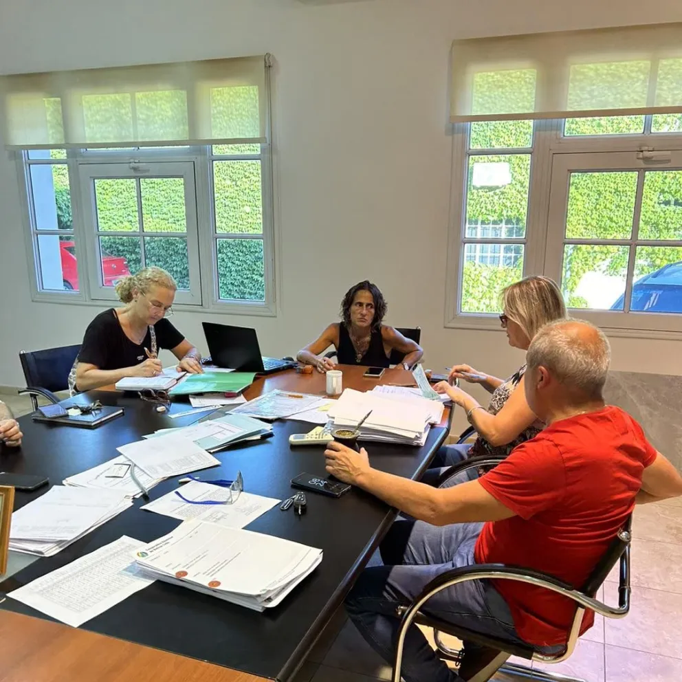 Integrantes del Consejo de Administración de la Cooperativa Eléctrica de Bolívar. Foto: Prensa Cooperativa