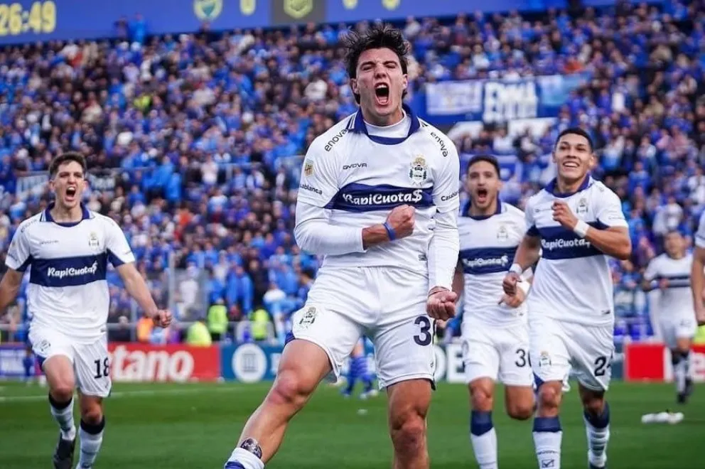 El delantero regresó al fútbol argentino luego de una temporada en el exterior.