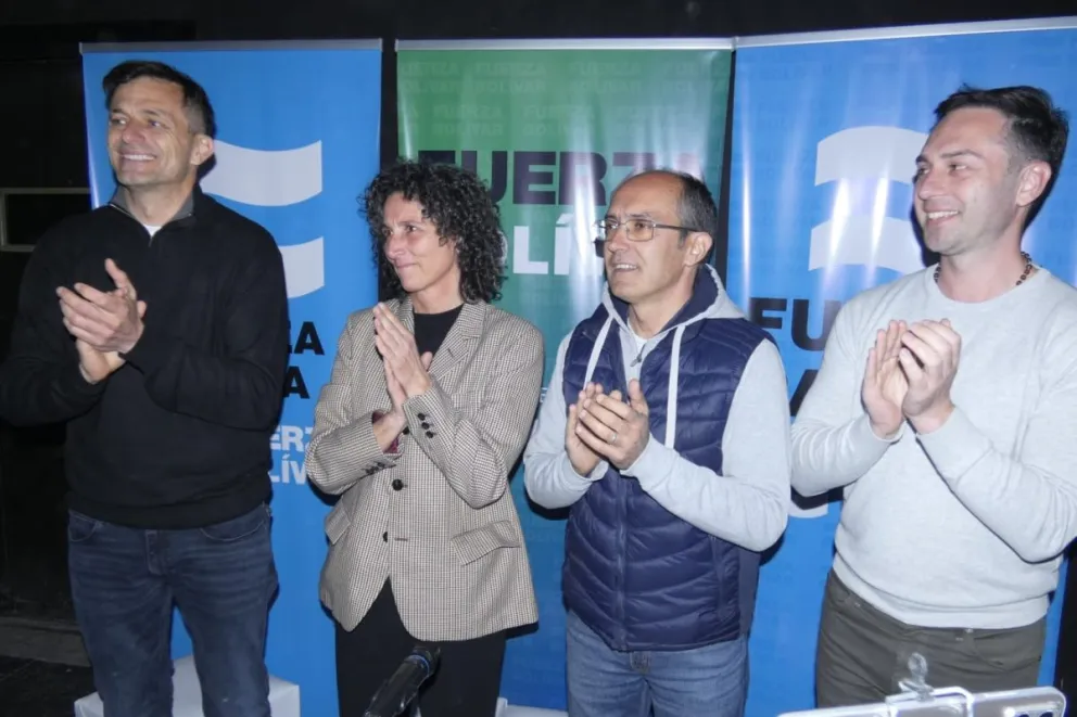 Eduardo 'Bali' Bucca, Karina Bontempo, Marcos Pisano y Franco Canepare. Foto: Germán Schneider para Presente Noticias.