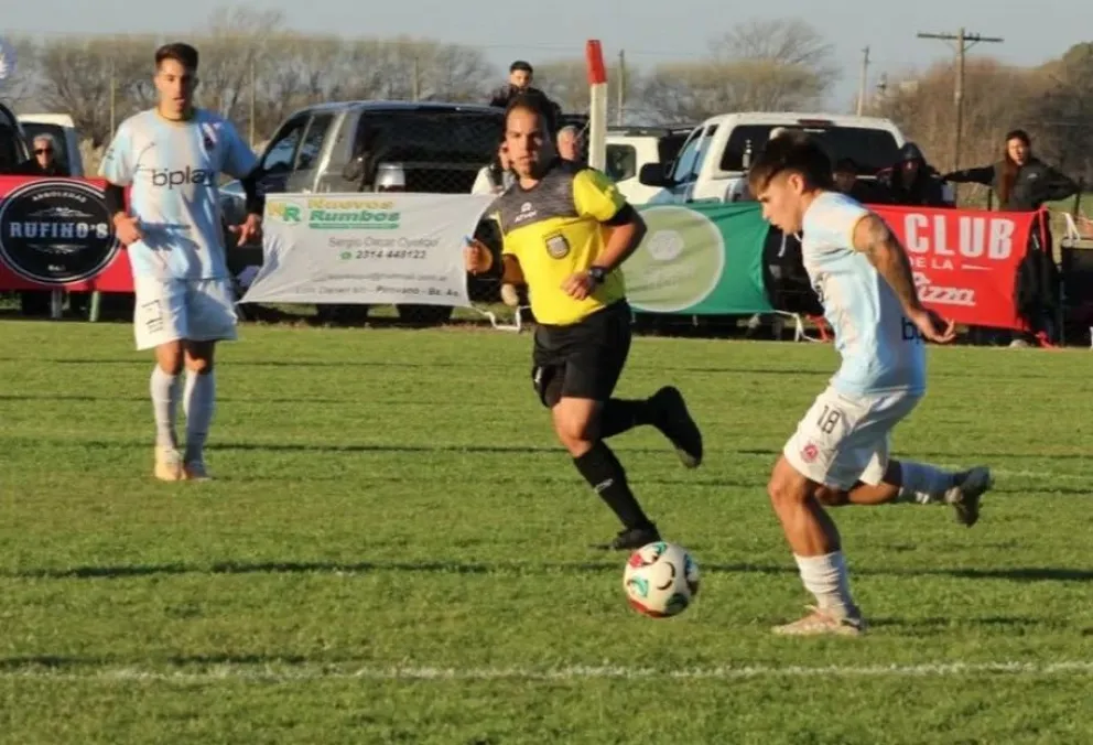 Créditos: @my.pasion2026 - @de.ligas - @agrupaciónarbitrosbollivar 