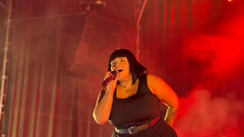 Flor Álvarez en el Me Encanta Bolívar.