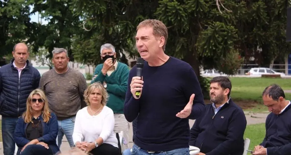 Diego Santilli en Bolívar durante un acto de campaña en noviembre de 2021. Foto: Archivo Presente Noticias.