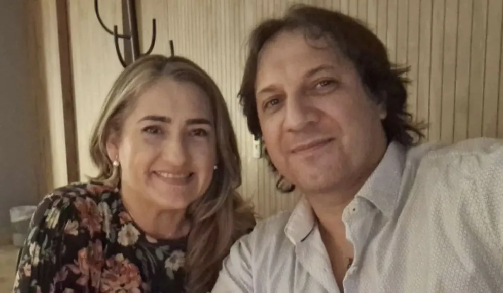 Sebastián Posada, bolivarense, junto a su esposa Natalie en Colombia.